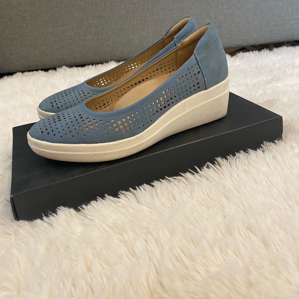 Size 5 shoes